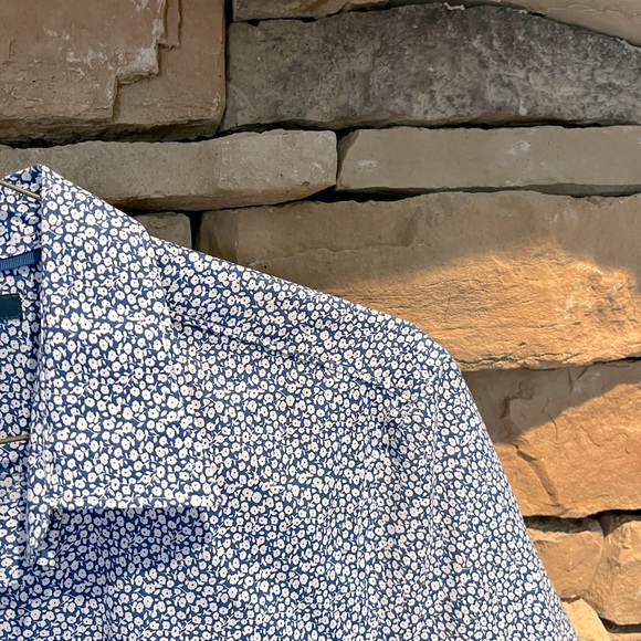 Perry Ellis Collared Shirt - Picture 6 of 11